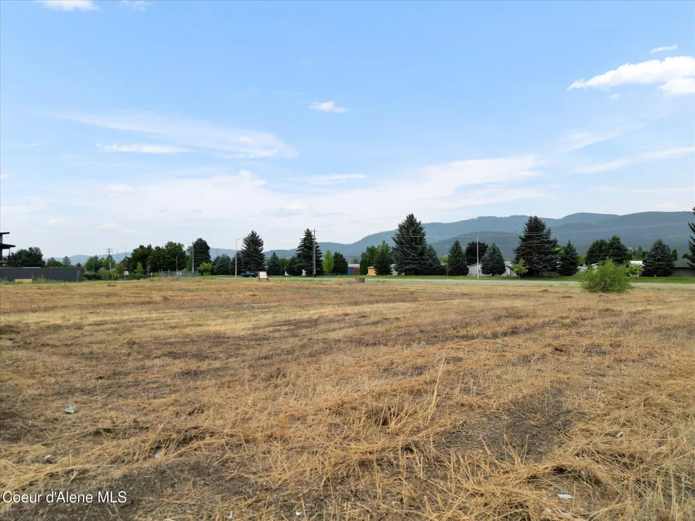 2087 W Seltice Way Post Falls, ID 83854