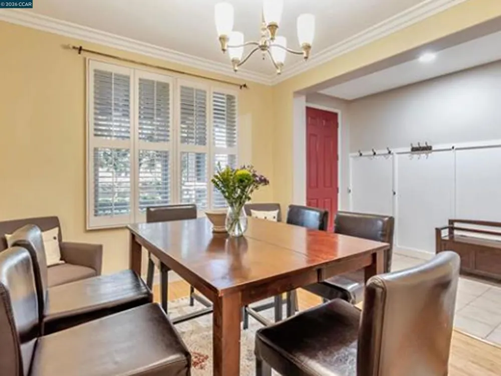 2036 SERRA LN Hercules, CA 94547