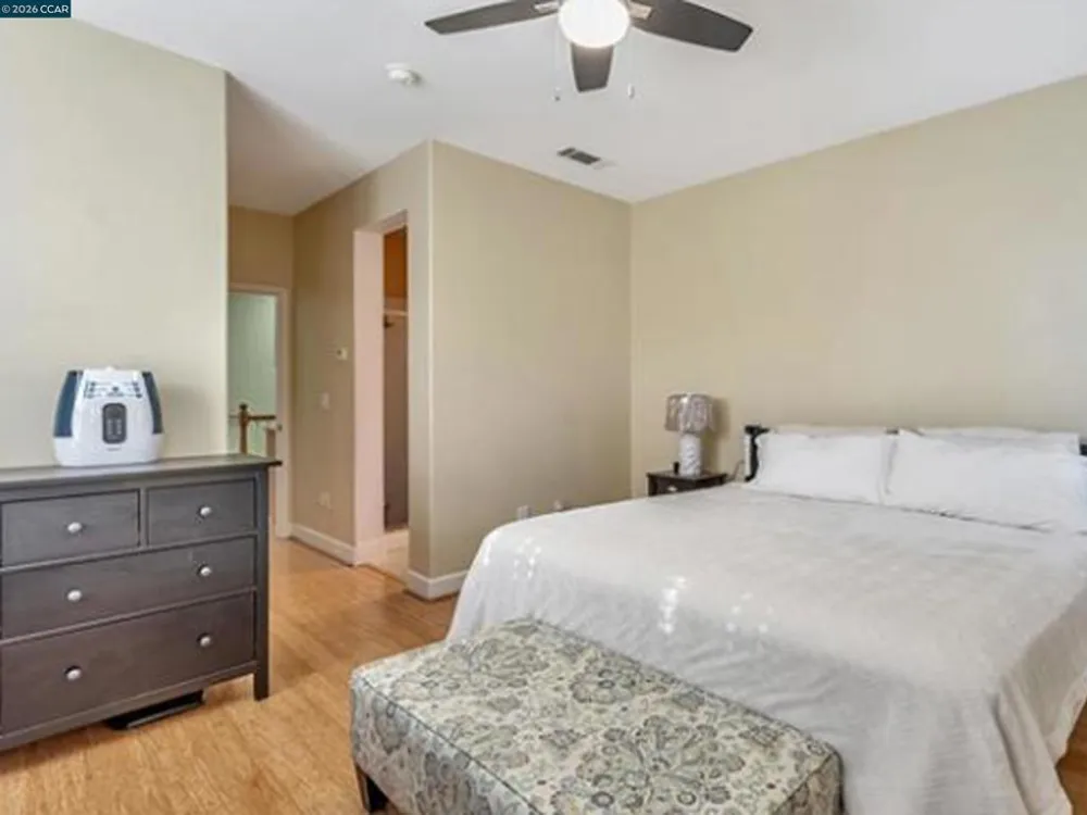 2036 SERRA LN Hercules, CA 94547