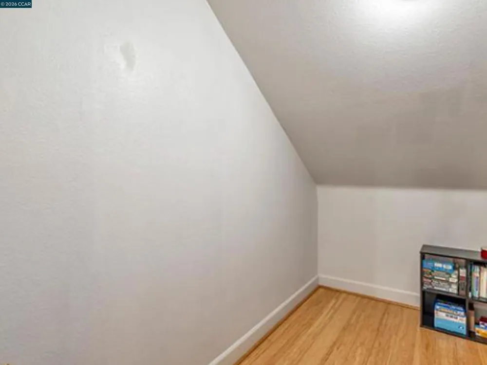 2036 SERRA LN Hercules, CA 94547