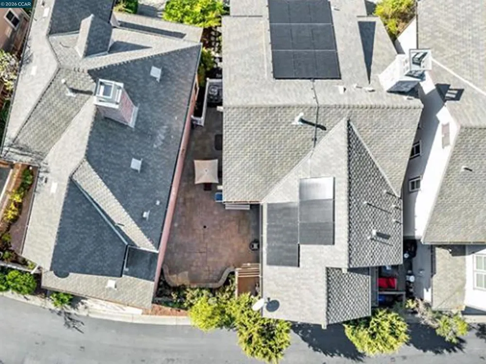 2036 SERRA LN Hercules, CA 94547