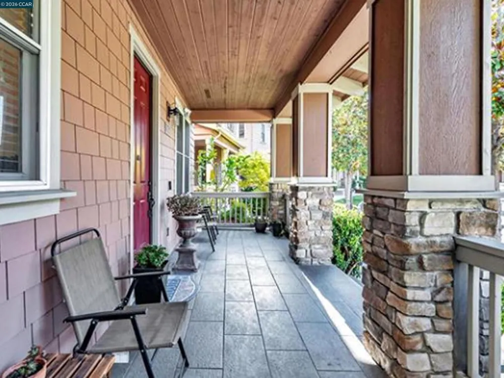 2036 SERRA LN Hercules, CA 94547