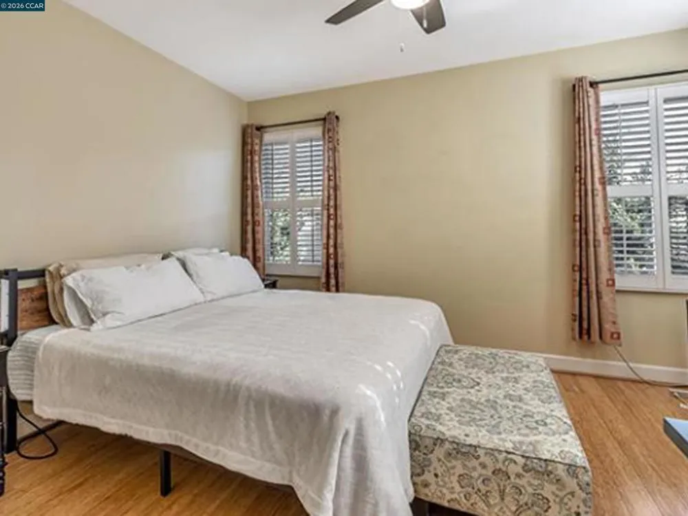 2036 SERRA LN Hercules, CA 94547