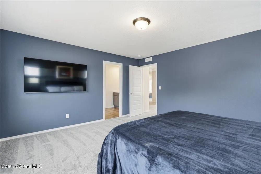 457 E Burdock Loop Hayden, ID 83835