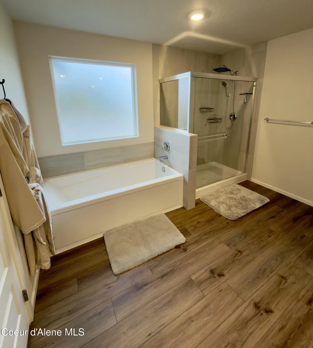 457 E Burdock Loop Hayden, ID 83835