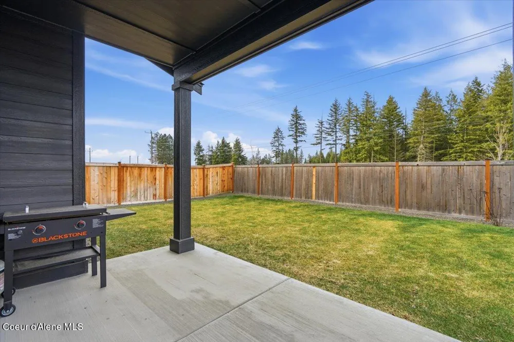 457 E Burdock Loop Hayden, ID 83835