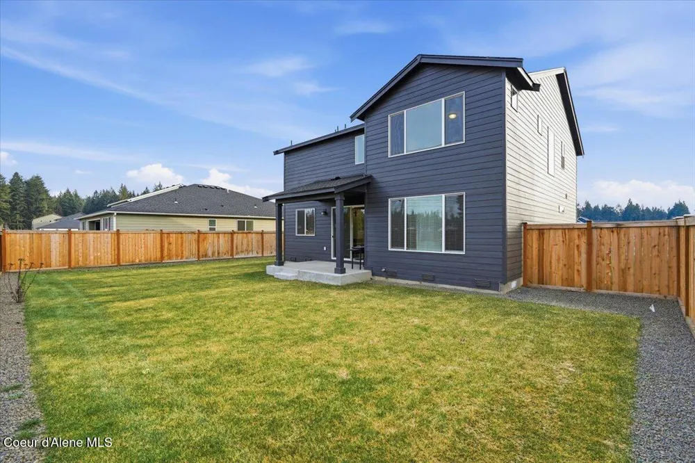 457 E Burdock Loop Hayden, ID 83835