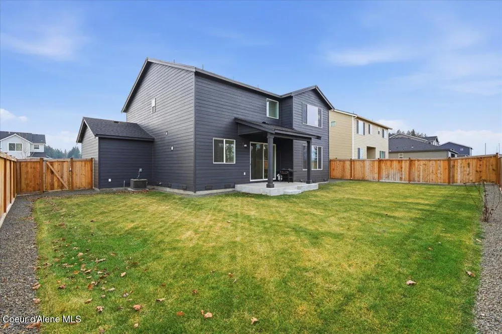 457 E Burdock Loop Hayden, ID 83835