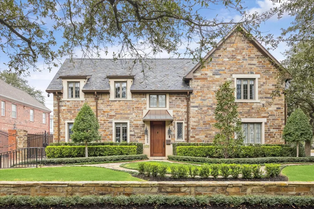 3202 University Boulevard