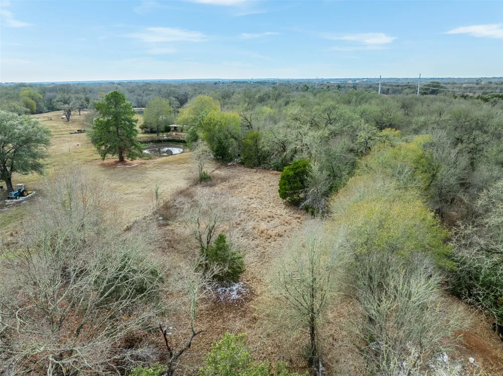 7155 County Road 144 Caldwell, TX 77836