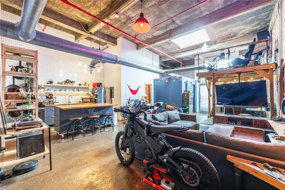 659 Auburn Avenue NE #217