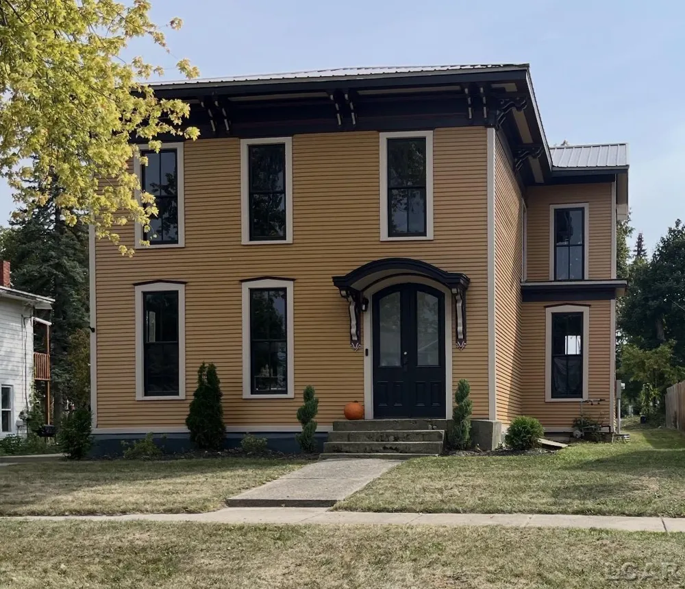 143 Lafayette Street