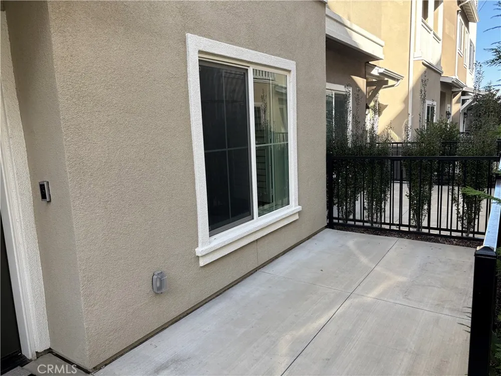 1395 Reliance Carson, CA 90746