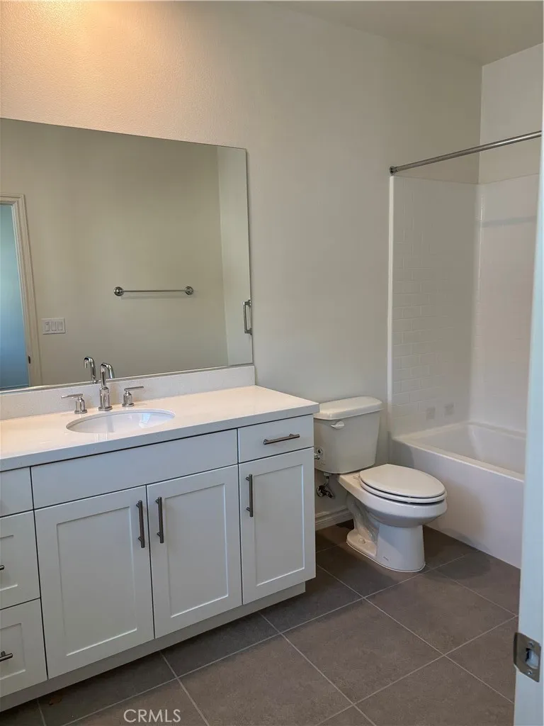 1395 Reliance Carson, CA 90746