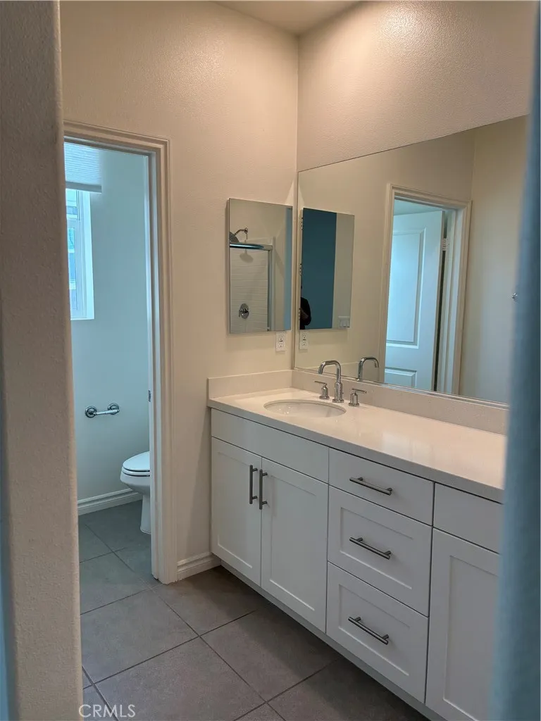 1395 Reliance Carson, CA 90746