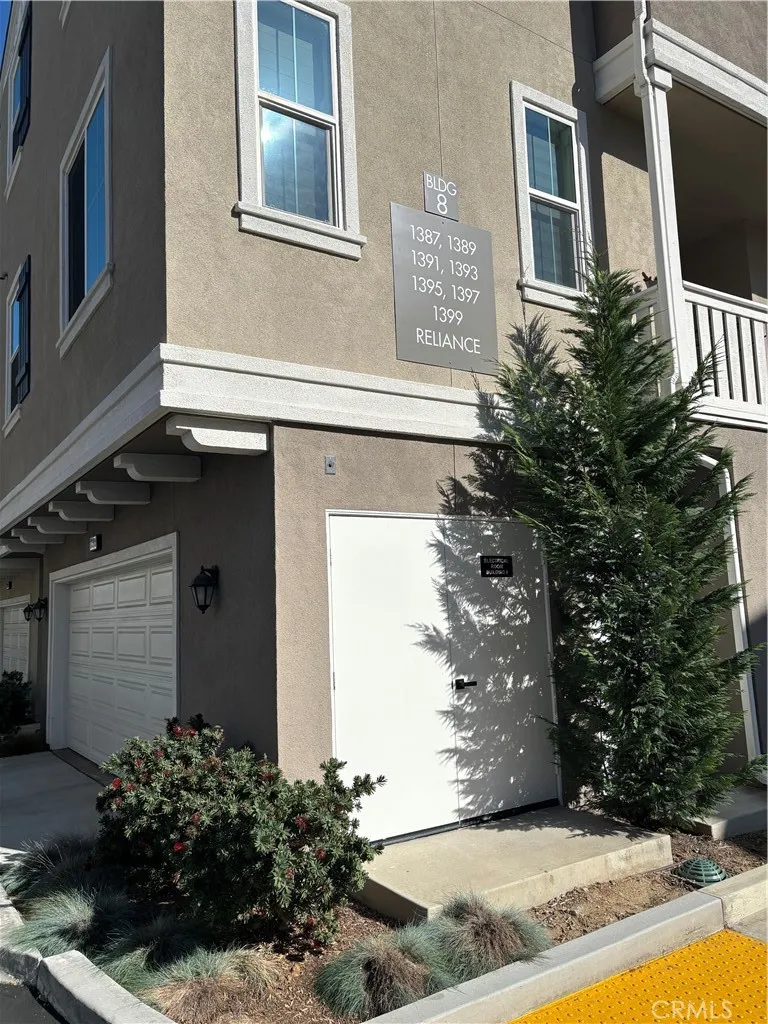 1395 Reliance Carson, CA 90746