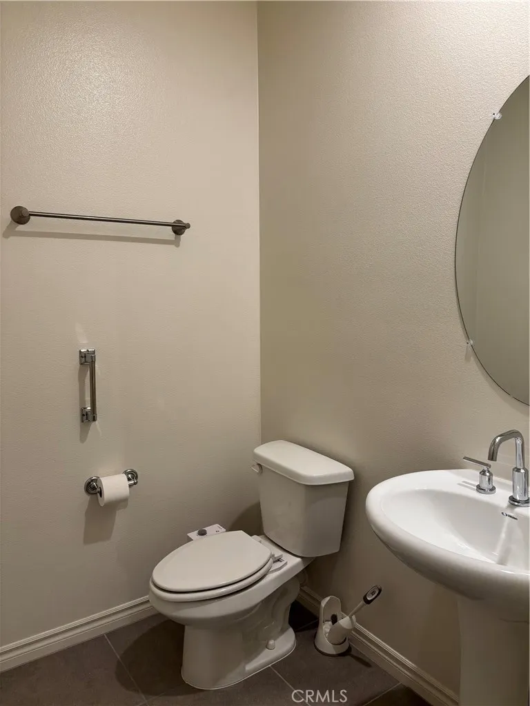 1395 Reliance Carson, CA 90746