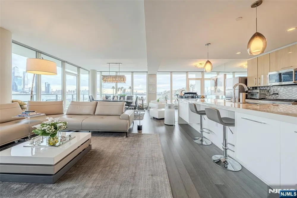 1200 Avenue At Port Imperial