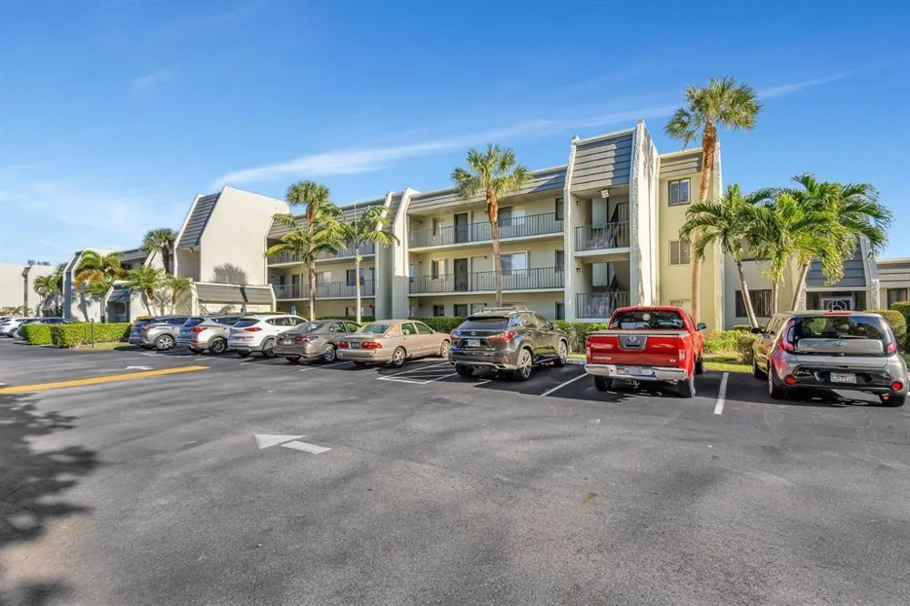 4100 Tivoli Court #304