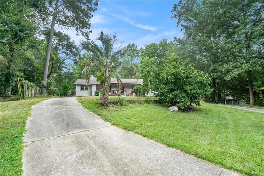 2721 Westminister Lane NW