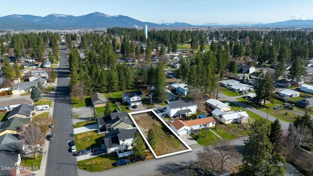 206/209 W 17th/Warner AVE/RD Post Falls, ID 83854