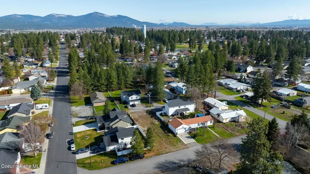 206/209 W 17th/Warner AVE/RD Post Falls, ID 83854