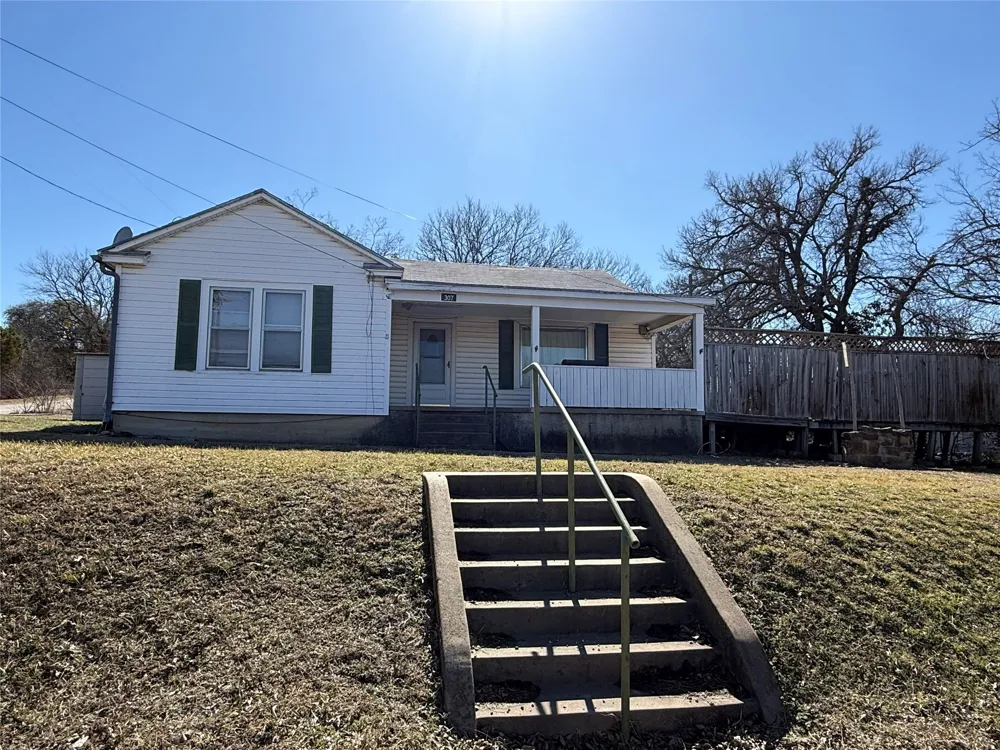307 Cedar Street Palo Pinto, TX 76484