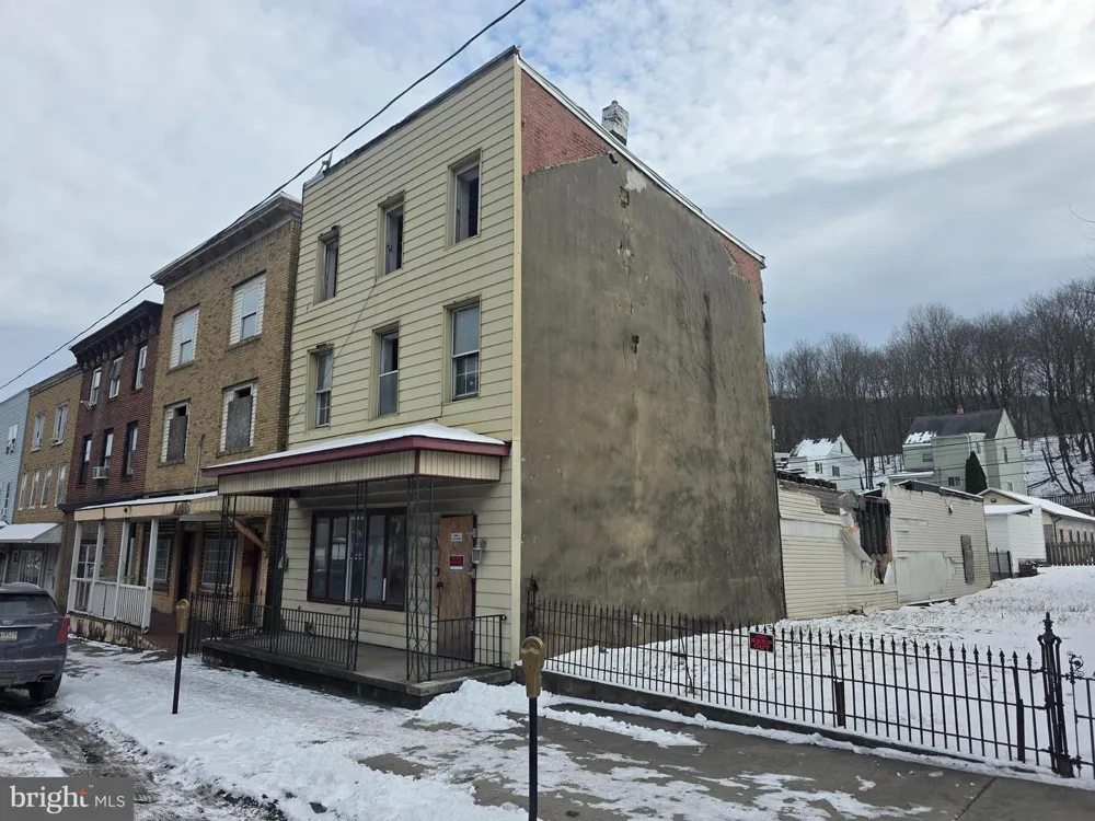 426 CENTRE STREET Ashland, PA 17921
