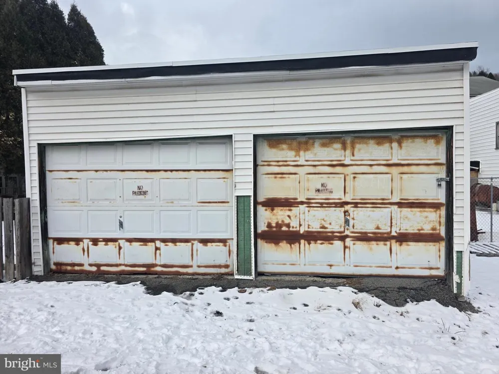 426 CENTRE STREET Ashland, PA 17921