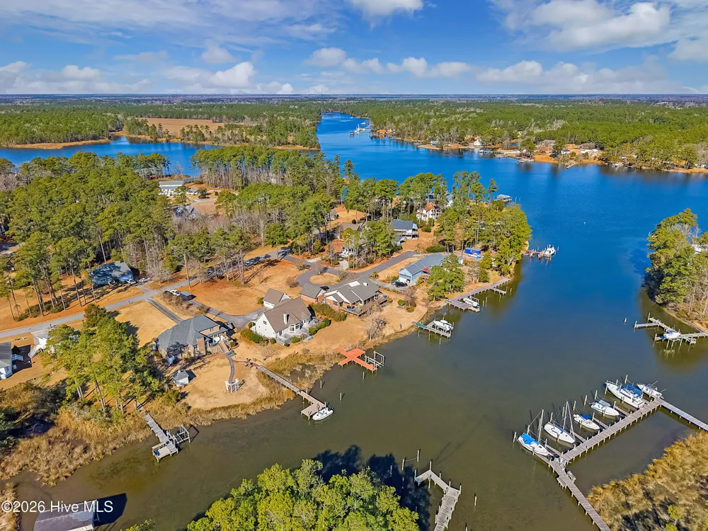 3010 Sloop Drive Oriental, NC 28571