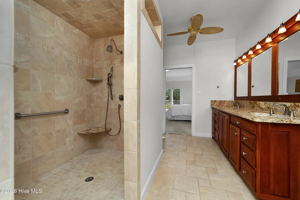 3010 Sloop Drive Oriental, NC 28571
