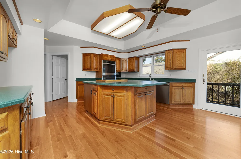 3010 Sloop Drive Oriental, NC 28571