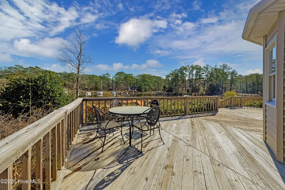 3010 Sloop Drive Oriental, NC 28571