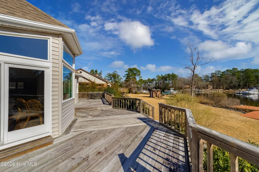 3010 Sloop Drive Oriental, NC 28571