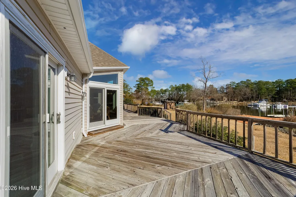 3010 Sloop Drive Oriental, NC 28571