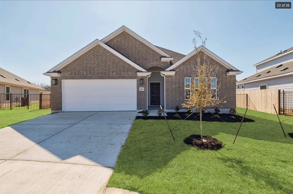 15503 Lustrous Amber Cove