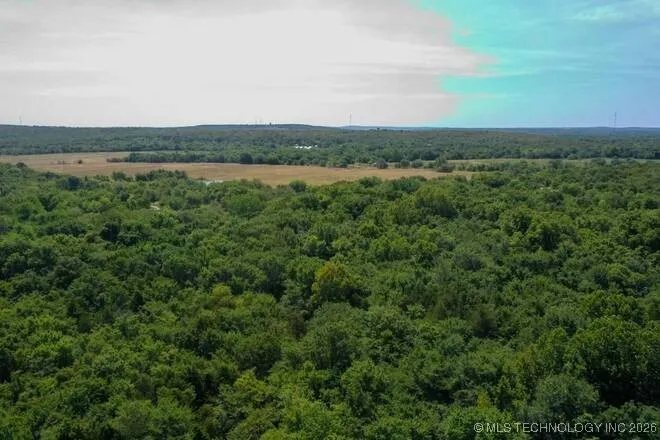 1679 Augustus Road Canadian, OK 74501