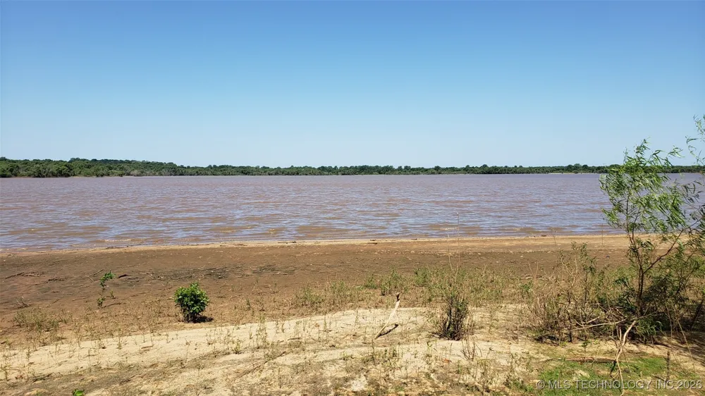 1679 Augustus Road Canadian, OK 74501