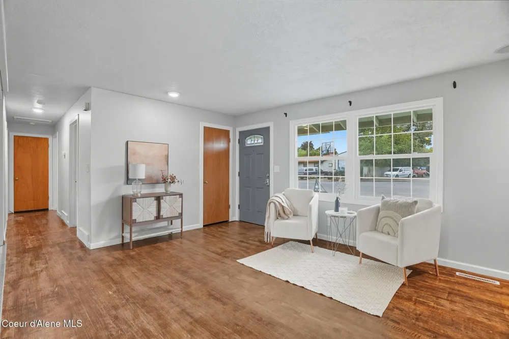 908 Ravalli Court Spokane Valley, WA 99037
