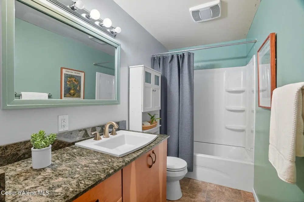 908 Ravalli Court Spokane Valley, WA 99037