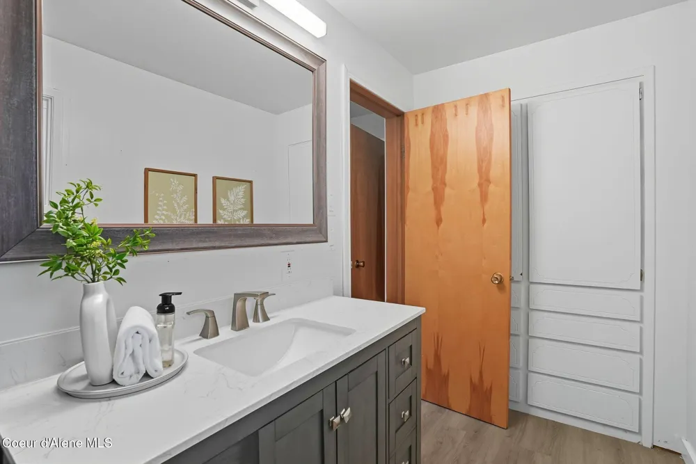 908 Ravalli Court Spokane Valley, WA 99037