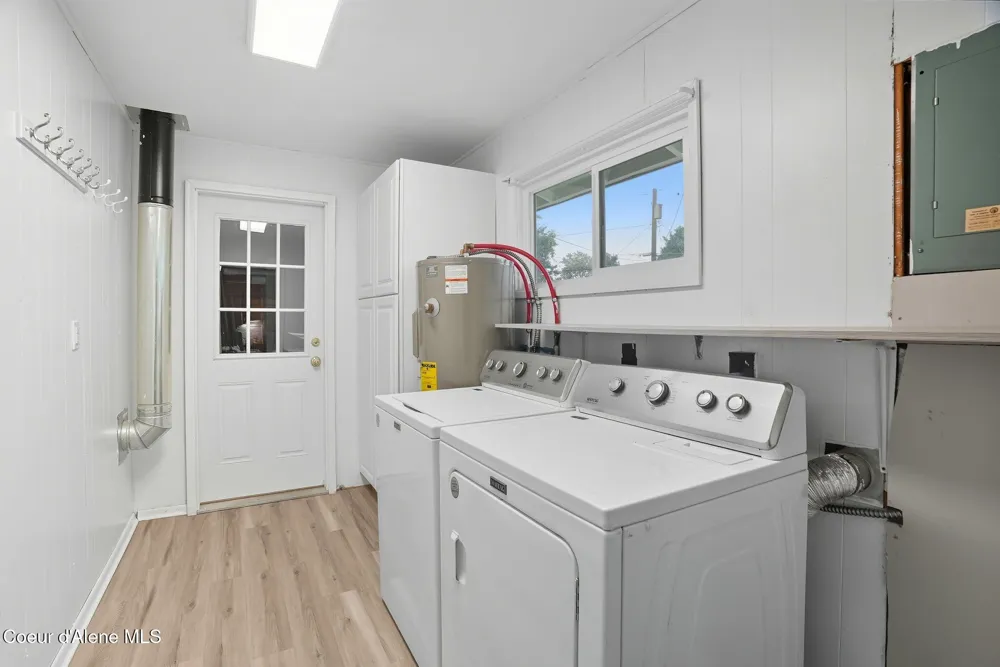 908 Ravalli Court Spokane Valley, WA 99037