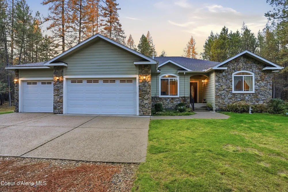105 E Saltz Lane Deer Park, WA 99006
