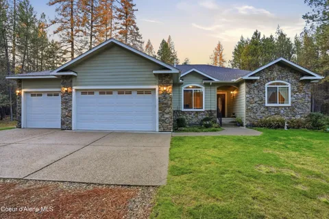 105 E Saltz Lane