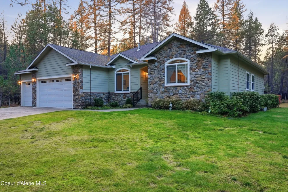 105 E Saltz Lane Deer Park, WA 99006