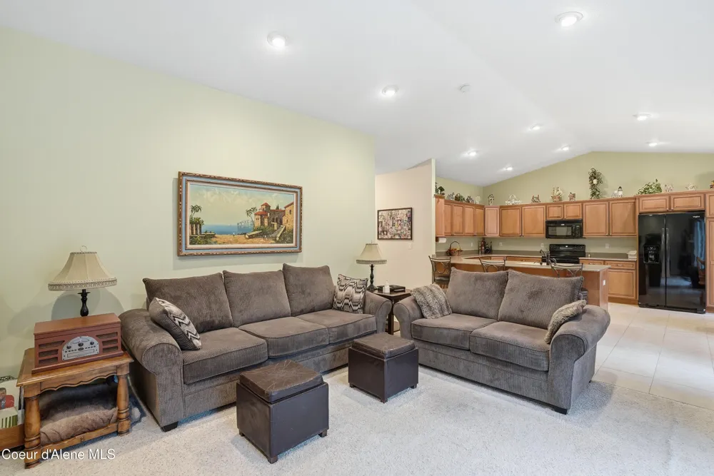 105 E Saltz Lane Deer Park, WA 99006