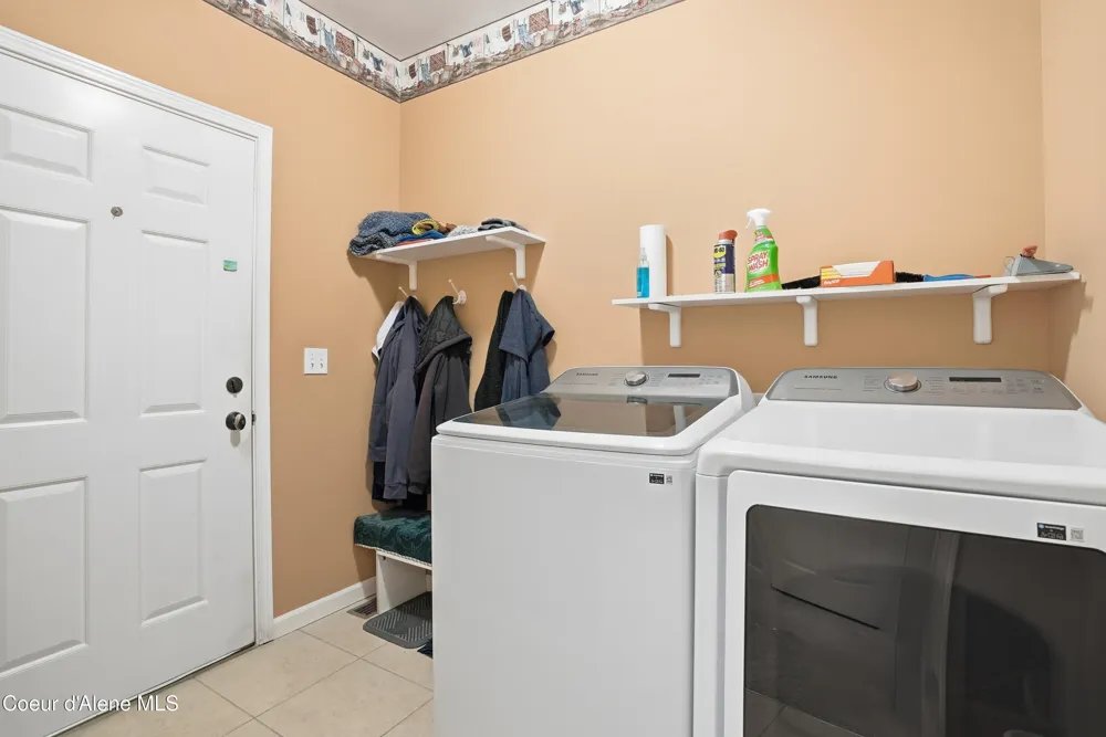 105 E Saltz Lane Deer Park, WA 99006
