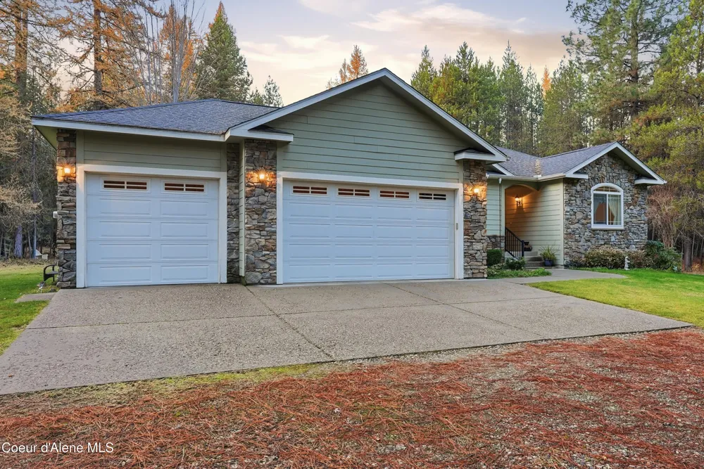 105 E Saltz Lane Deer Park, WA 99006