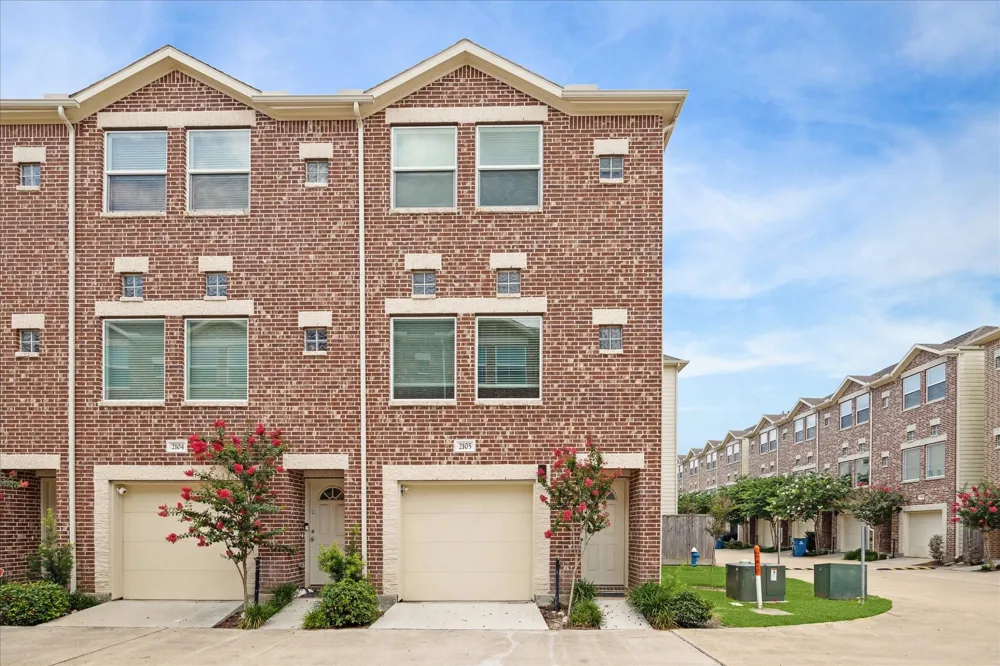 8705 Bryam Street #2105