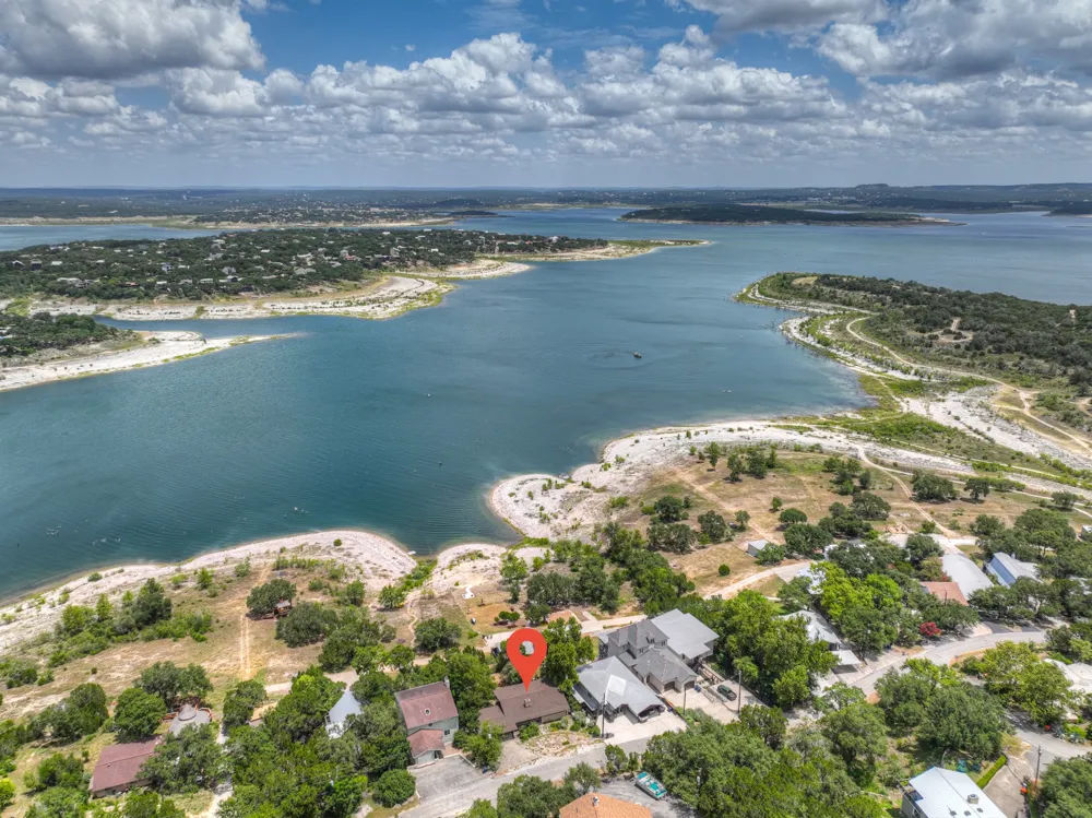 937 Hillcrest Forest Canyon Lake, TX 78133
